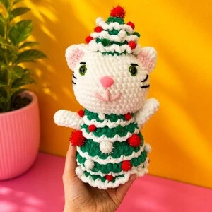 Crochet Christmas Kitty — Etsy listing photo