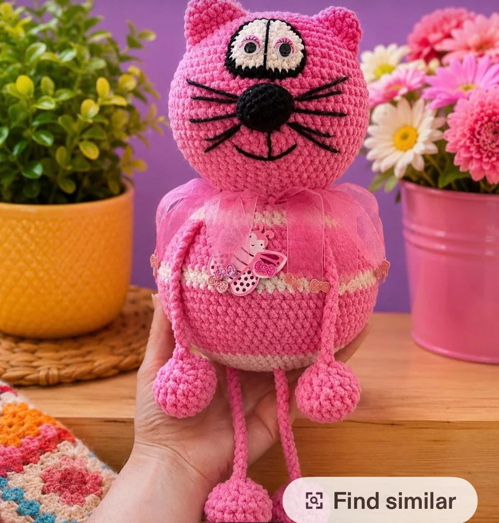Pink cat — crochet creation